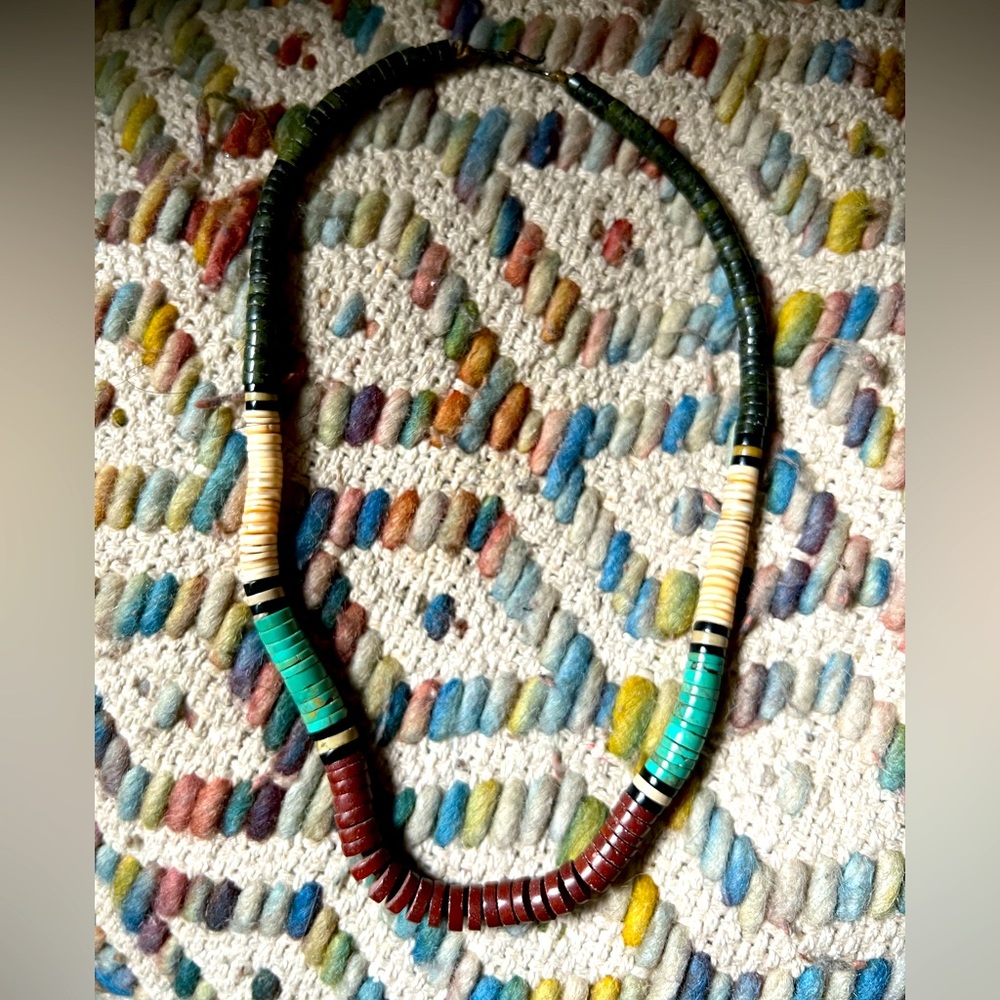 NATIVE AMERICAN VINTAGE NECKLACE